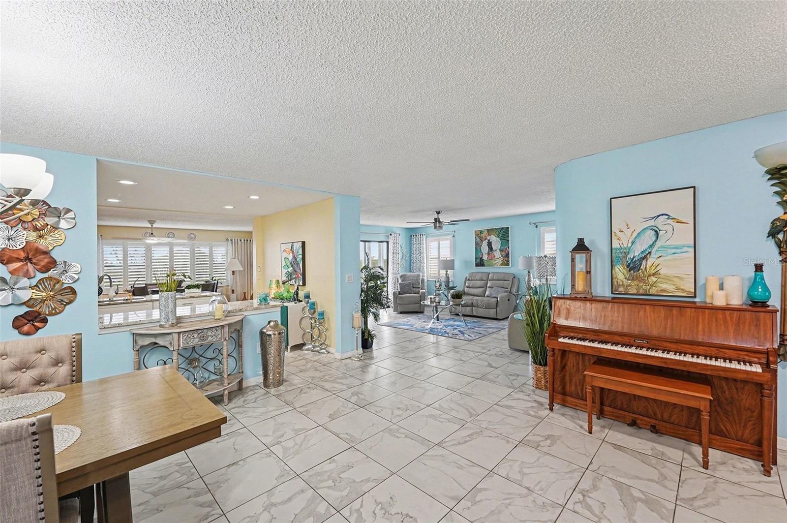 8198 TERRACE GARDEN DR N #411, ST PETERSBURG, FL — photo 2