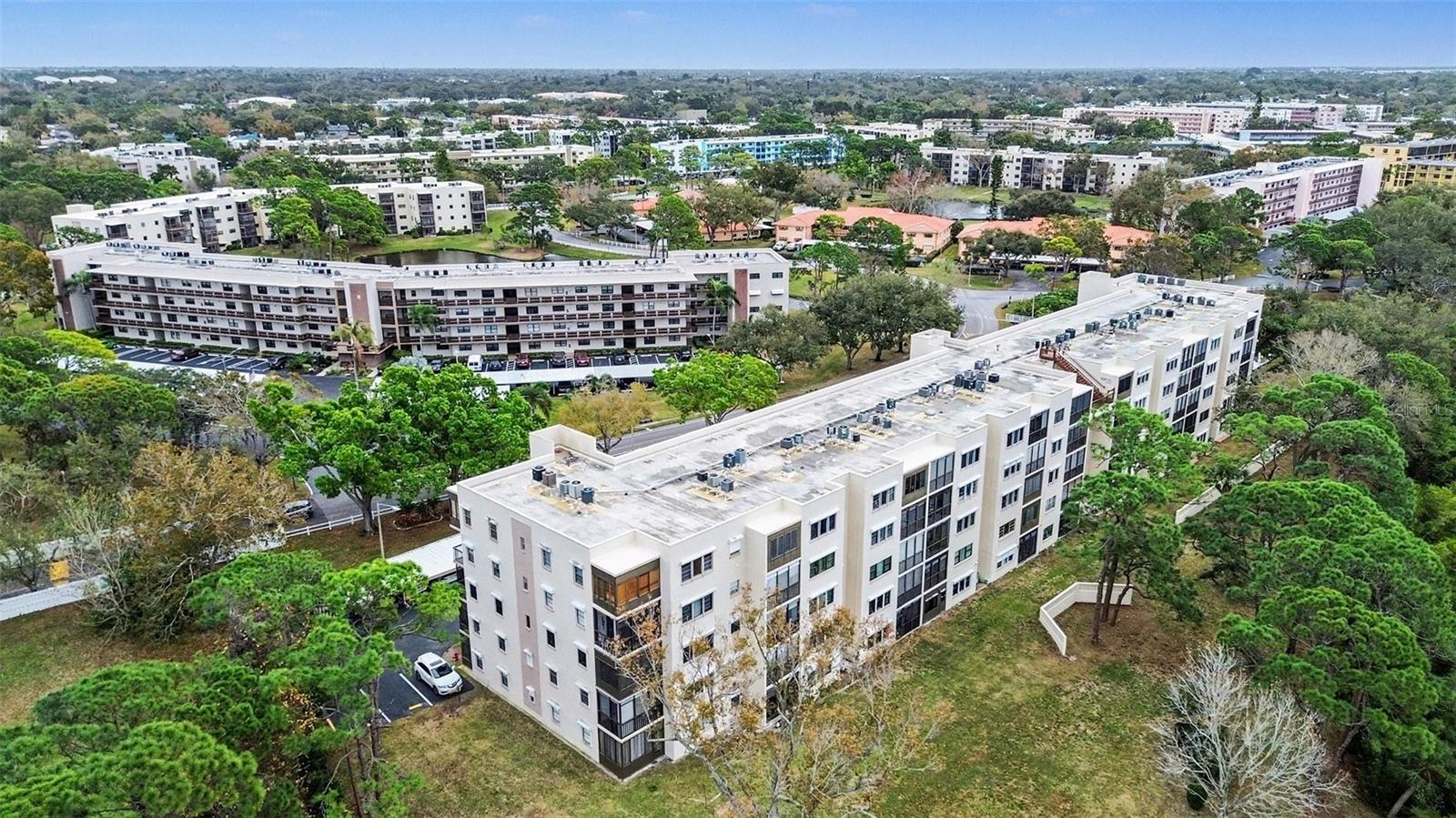 8198 TERRACE GARDEN DR N #411, ST PETERSBURG, FL — photo 29