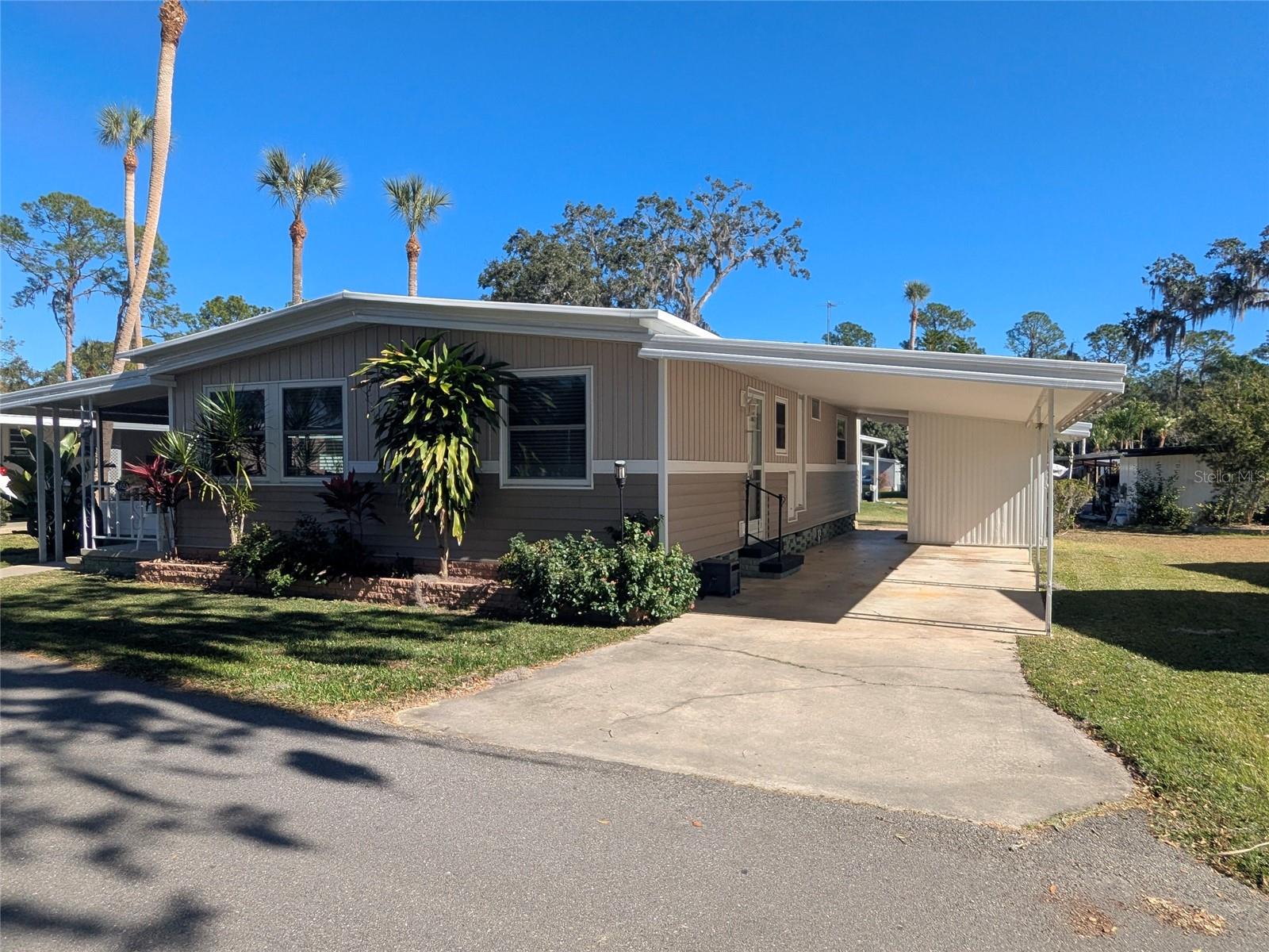 162 WOODMERE DR #A, EUSTIS, FL — photo 2