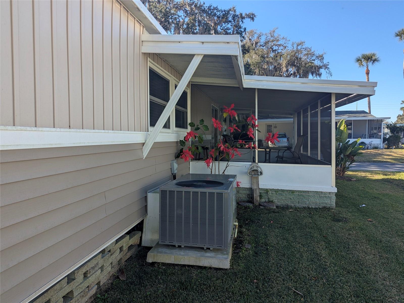 162 WOODMERE DR #A, EUSTIS, FL — photo 28