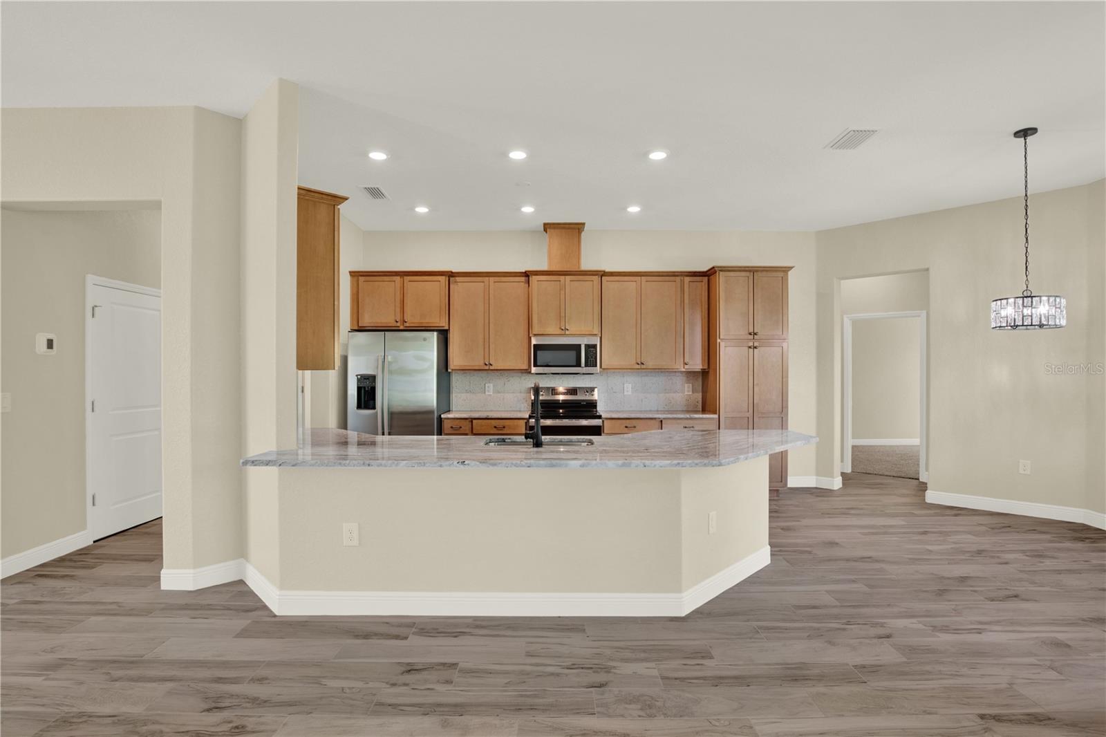 12085 HARRIS HAWK RD, BROOKSVILLE, FL — photo 11