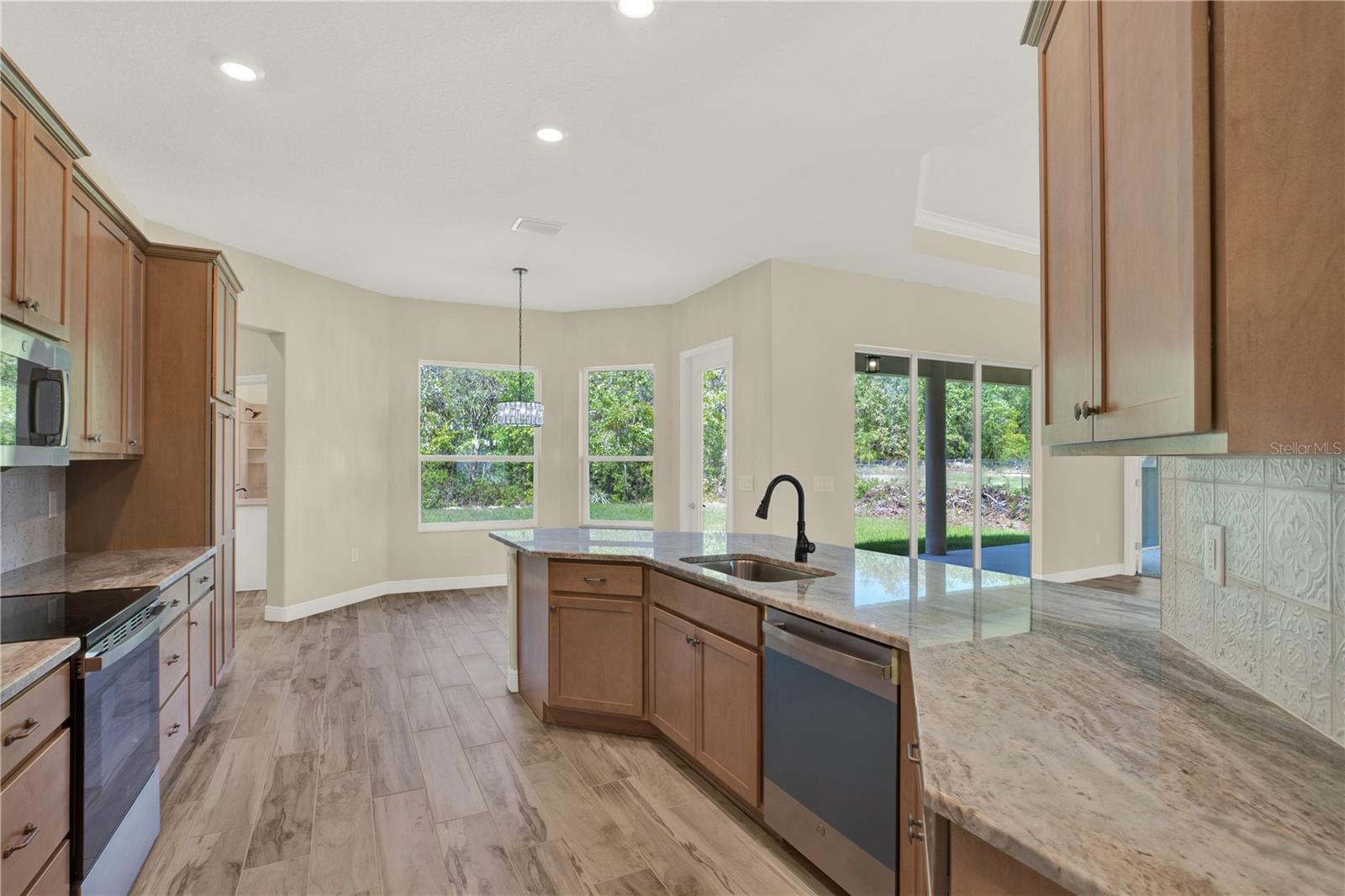 12085 HARRIS HAWK RD, BROOKSVILLE, FL — photo 14
