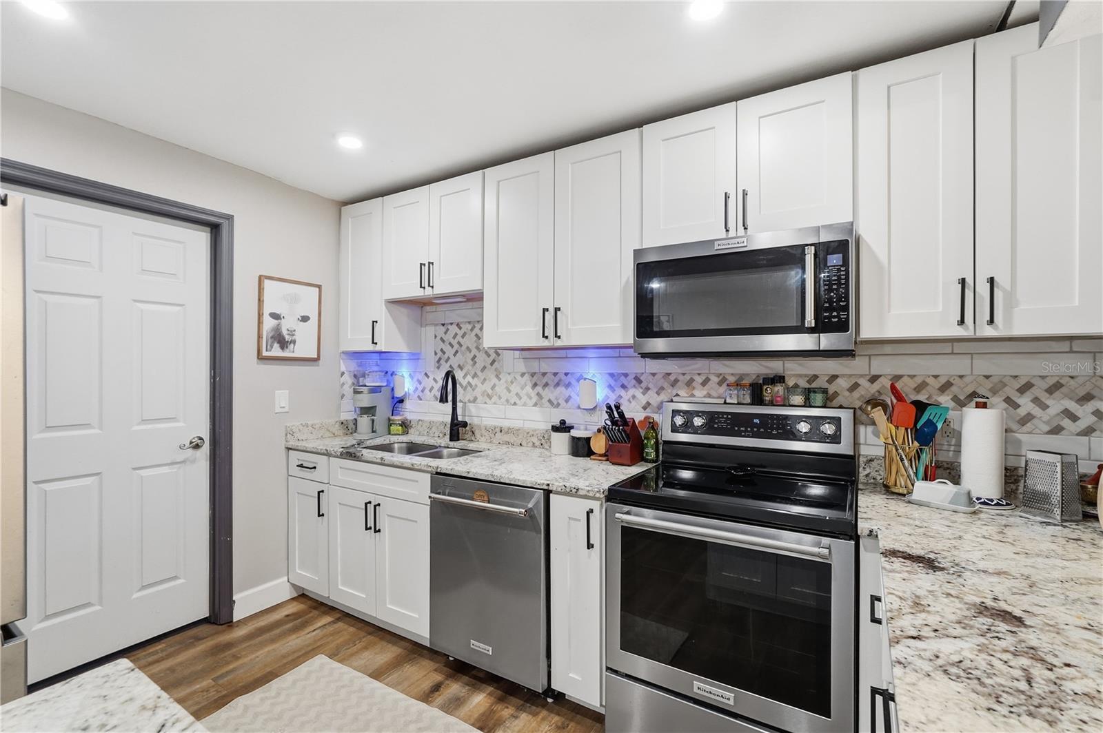 1200 TARPON WOODS BLVD #N2, PALM HARBOR, FL — photo 4