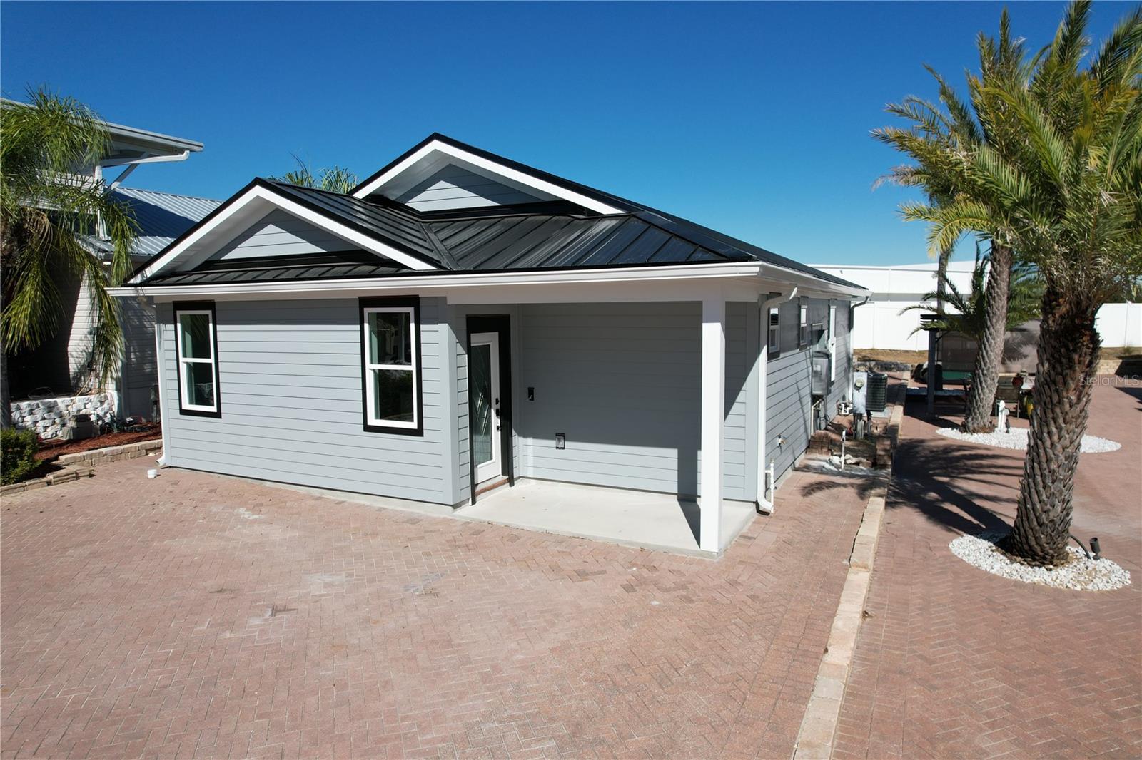 2253 ST GEORGE DR, DAVENPORT, FL — photo 2