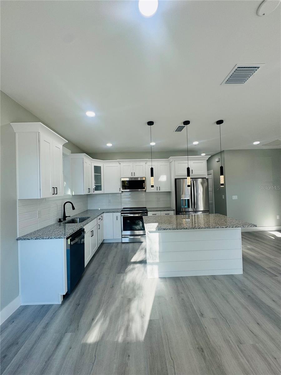 2253 ST GEORGE DR, DAVENPORT, FL — photo 14