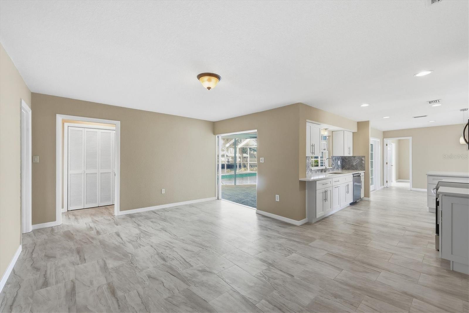 133 COLONIAL ST SE, PORT CHARLOTTE, FL — photo 15
