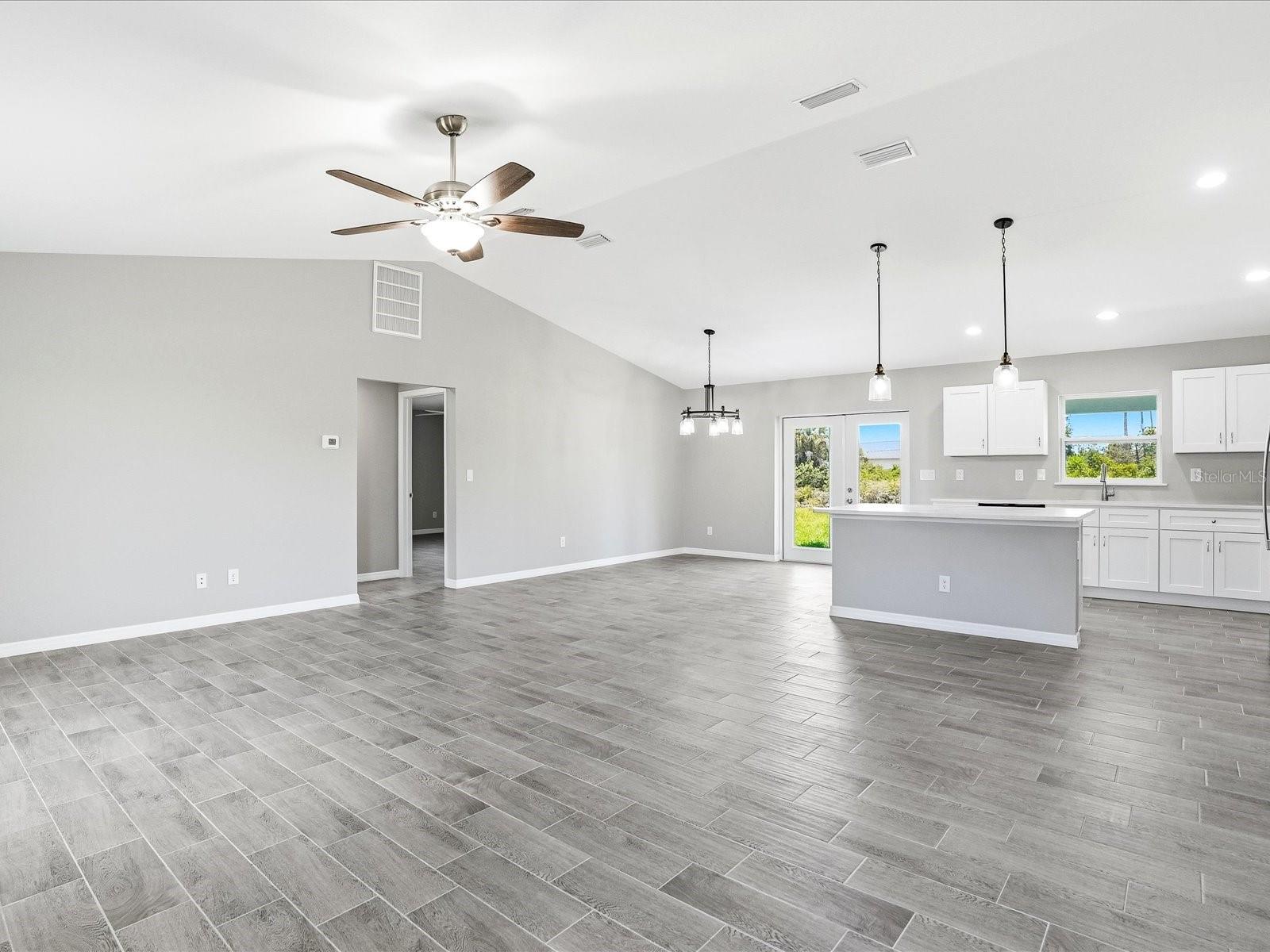 4279 HOGRATH ST, PORT CHARLOTTE, FL — photo 6