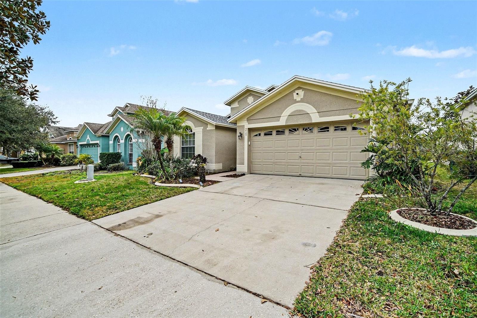 215 FERN GULLEY DR, SEFFNER, FL
