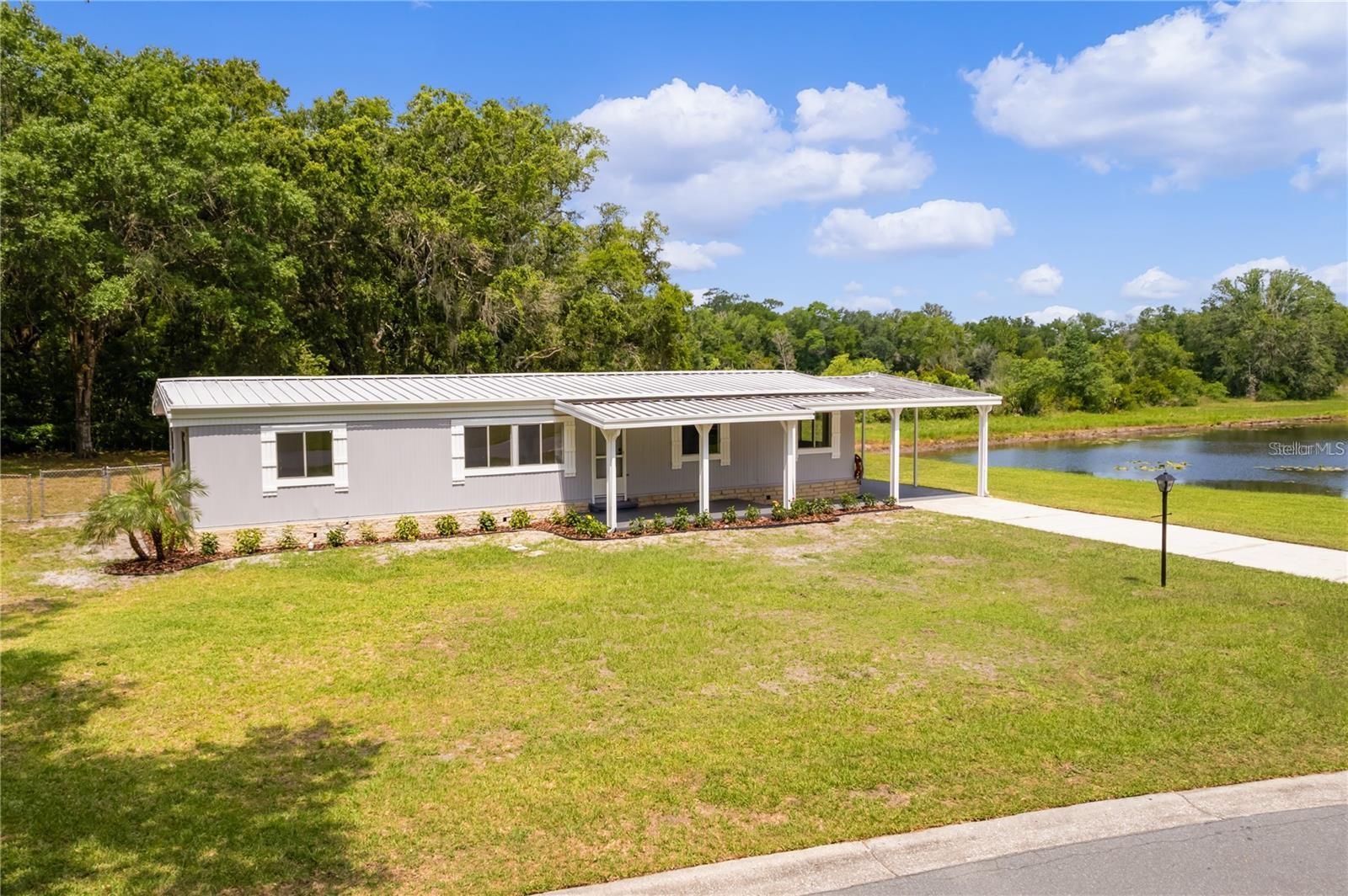 302 IVANHOE CIR, LADY LAKE, FL