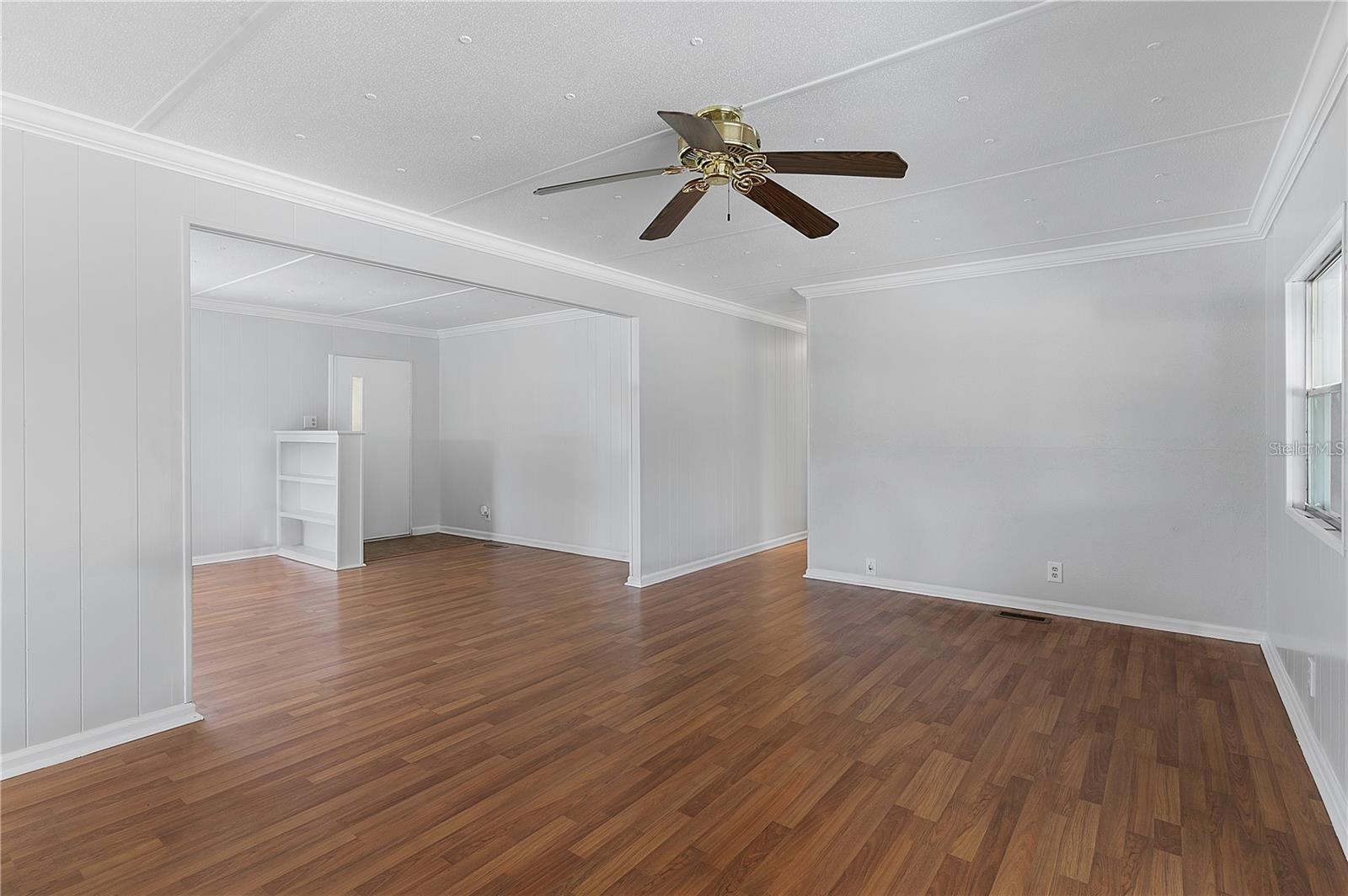 302 IVANHOE CIR, LADY LAKE, FL — photo 25
