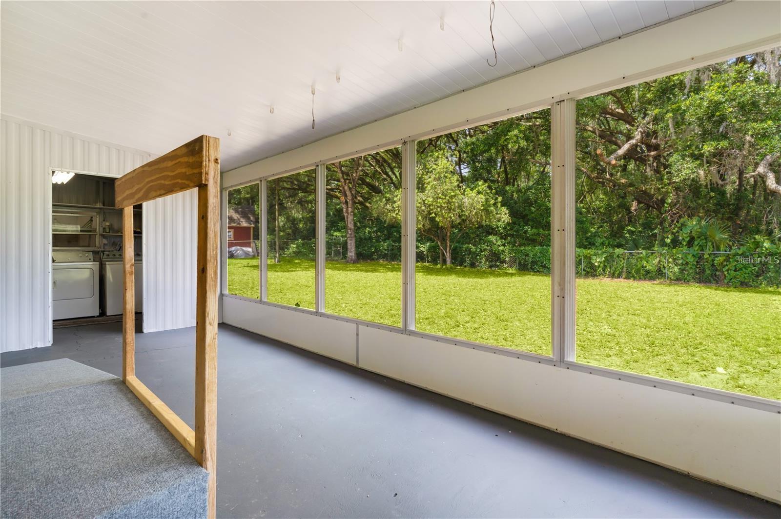 302 IVANHOE CIR, LADY LAKE, FL — photo 47