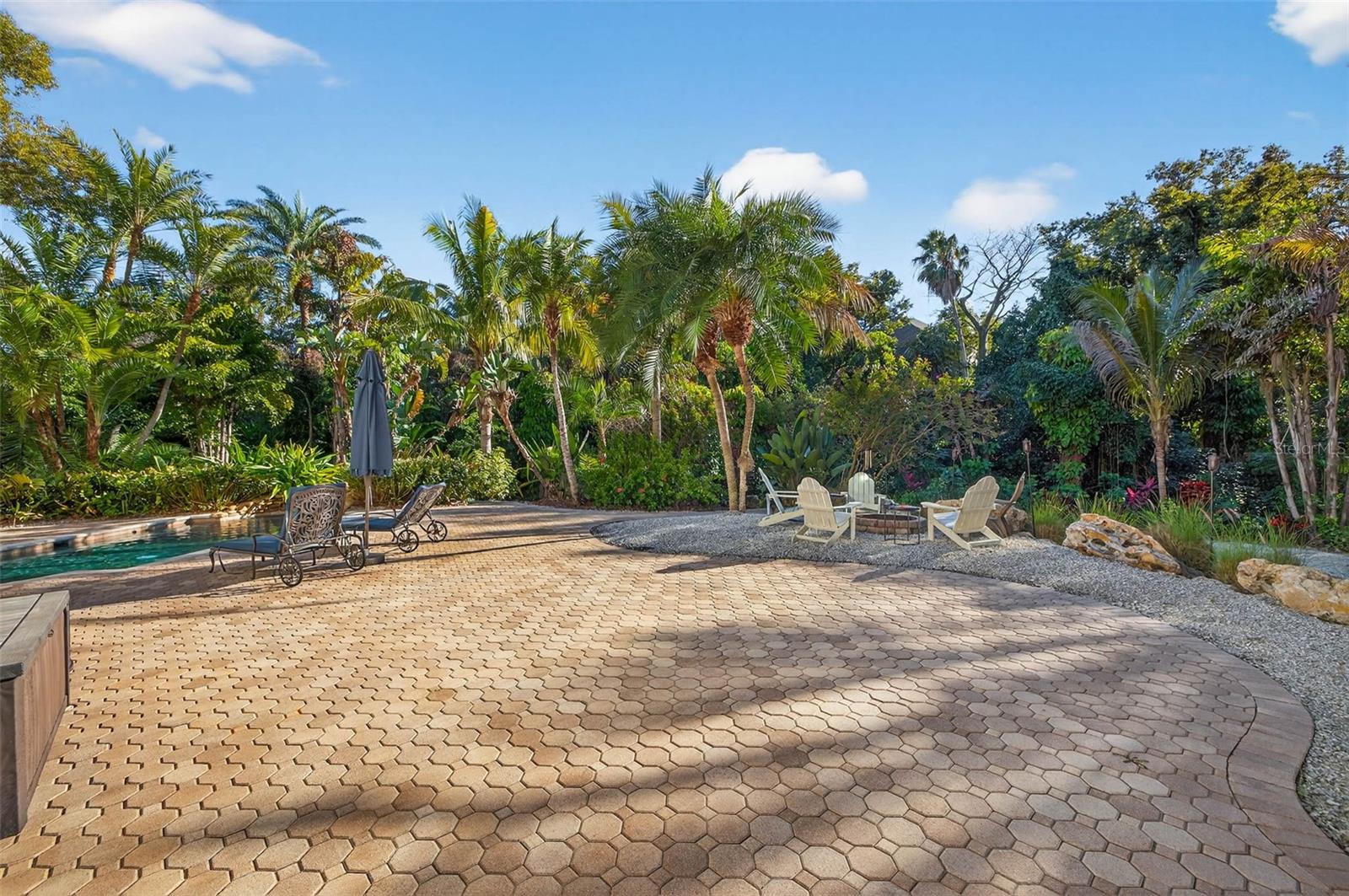 1581 ALEXANDER RD, BELLEAIR, FL — photo 38
