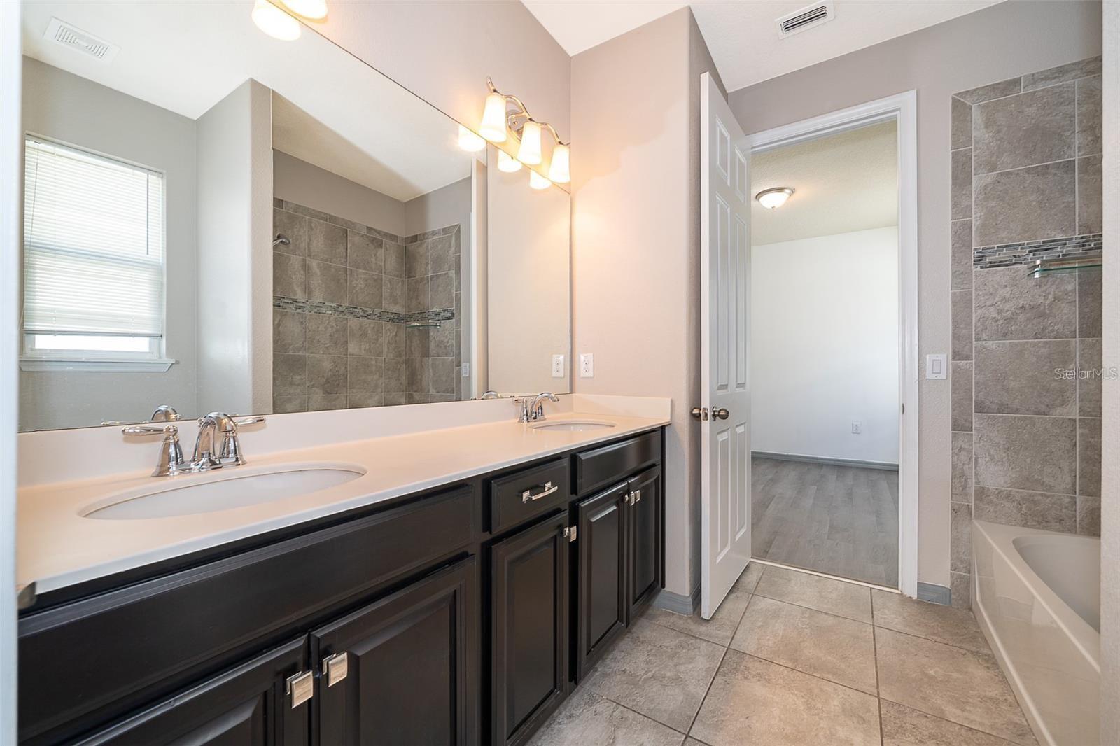 2780 AVIAN LOOP, KISSIMMEE, FL — photo 11