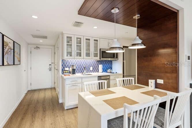 250 SANDS POINT RD #5203, LONGBOAT KEY, FL — photo 10