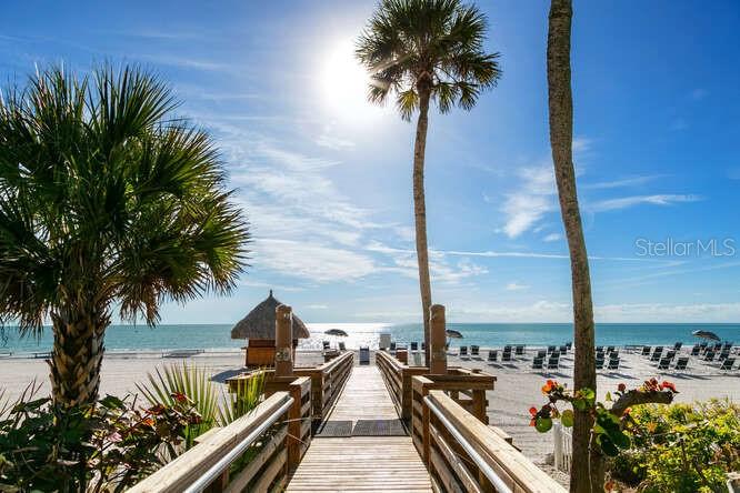 250 SANDS POINT RD #5203, LONGBOAT KEY, FL — photo 23