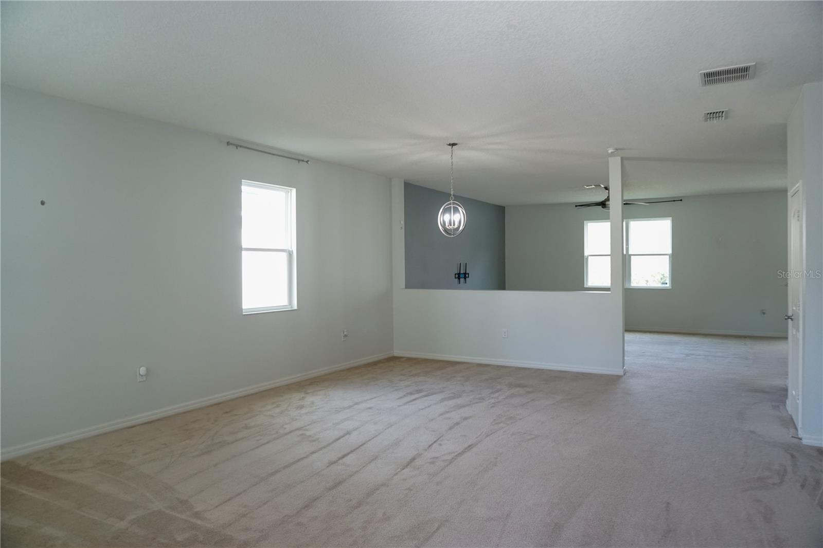 2936 BOATING BLVD, KISSIMMEE, FL — photo 2