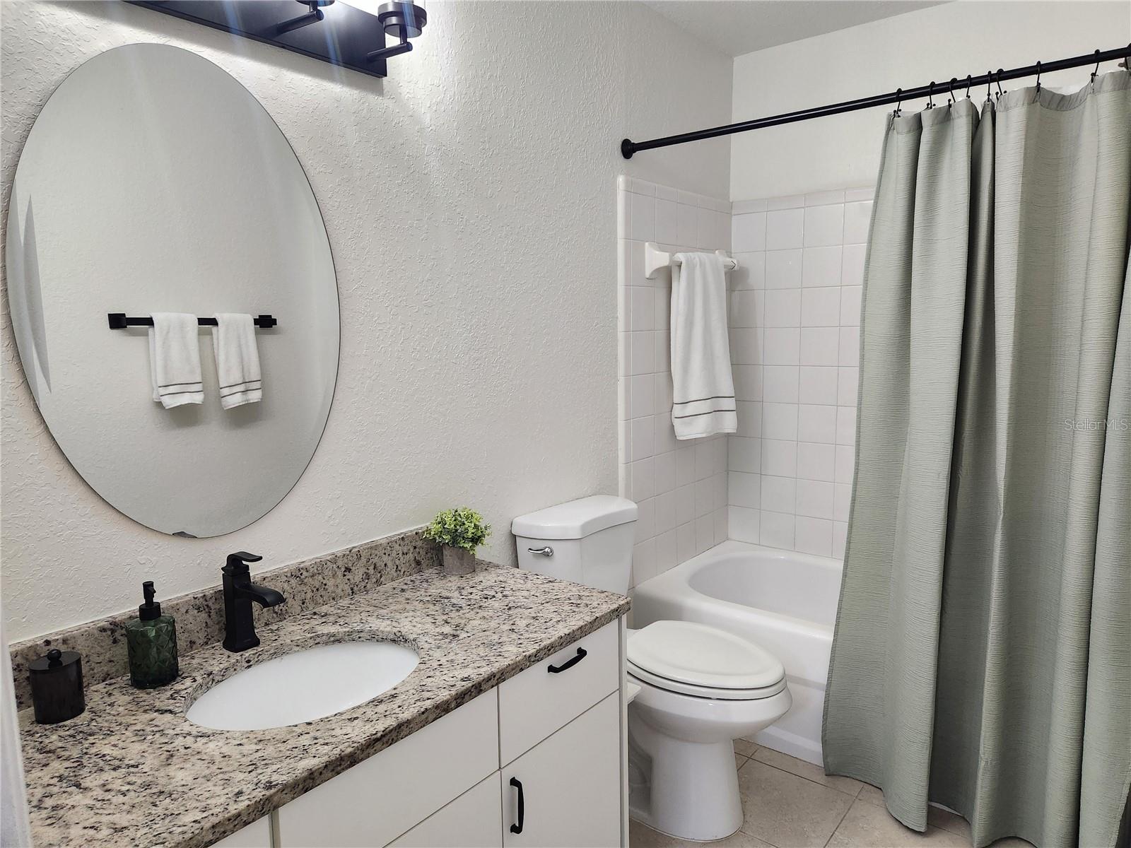 8926 MANOR LOOP CIR #201 B, LAKEWOOD RANCH, FL — photo 17