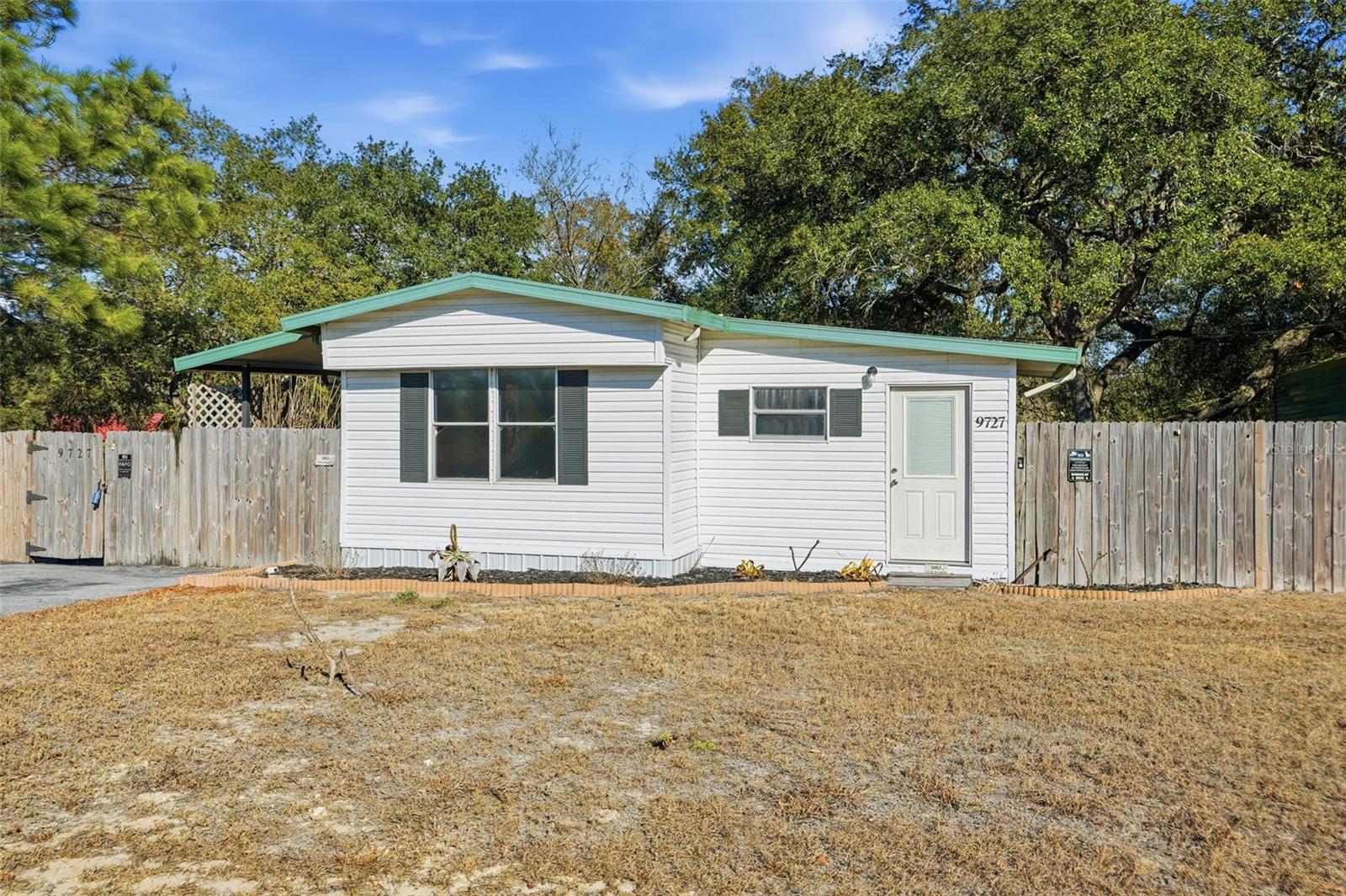 9727 LAKE DR, WEEKI WACHEE, FL — photo 21