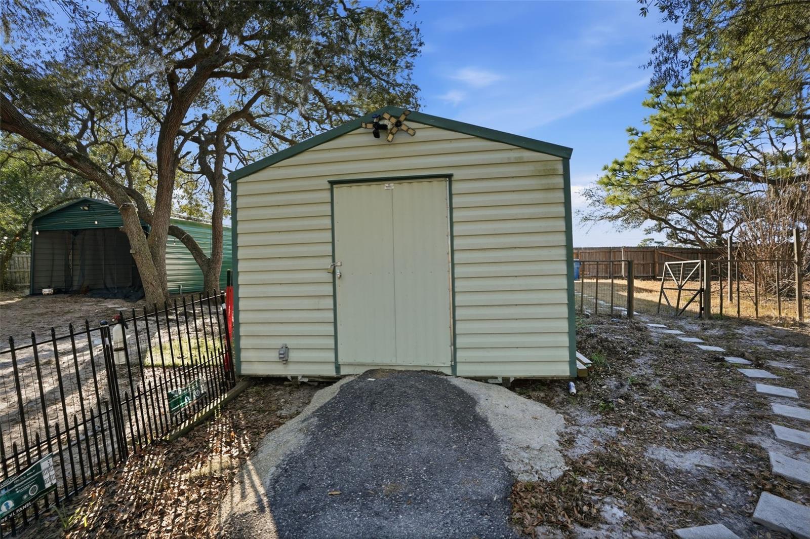 9727 LAKE DR, WEEKI WACHEE, FL — photo 27