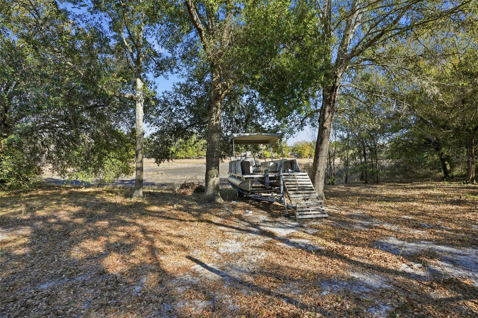9727 LAKE DR, WEEKI WACHEE, FL — photo 28