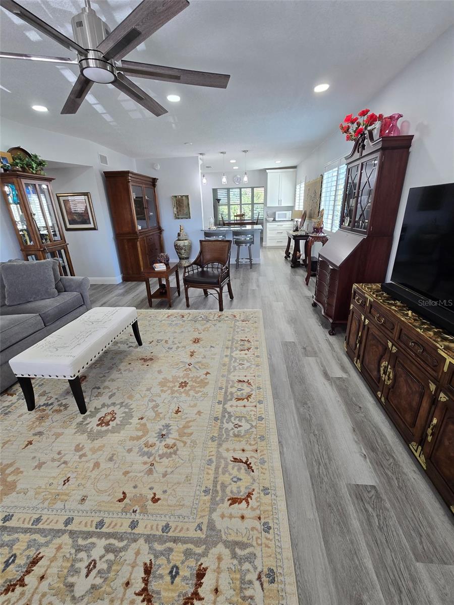 2430 FLORENTINE WAY #40, CLEARWATER, FL — photo 3