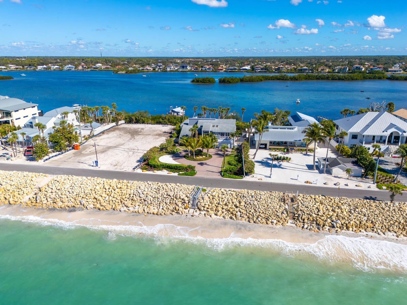 3240 CASEY KEY RD, NOKOMIS, FL