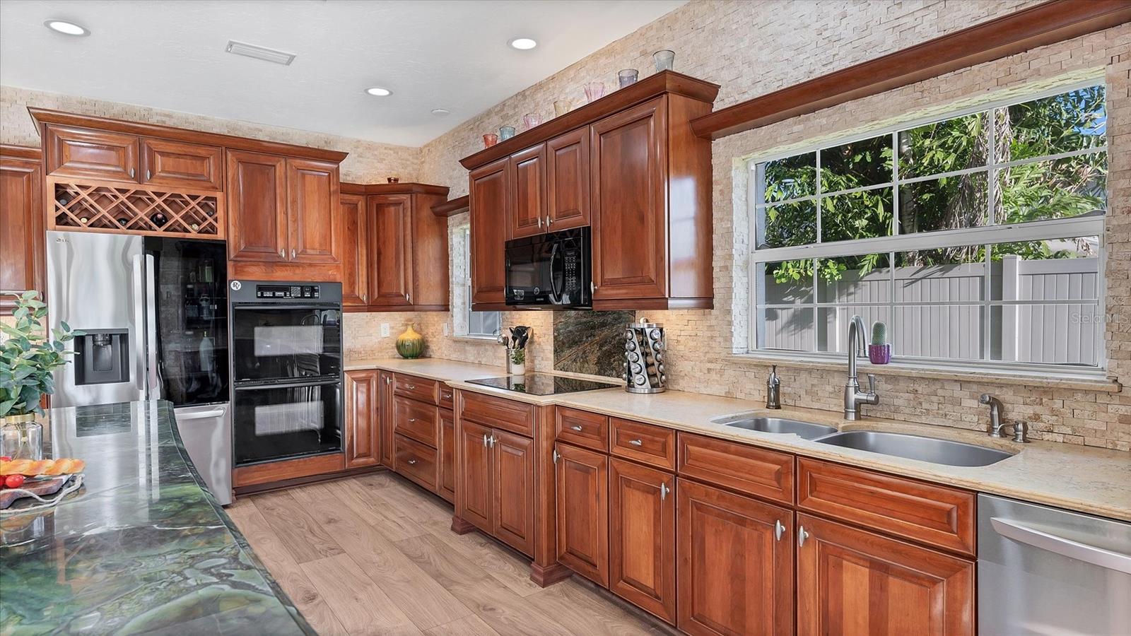 7300 COVE TER, SARASOTA, FL — photo 21