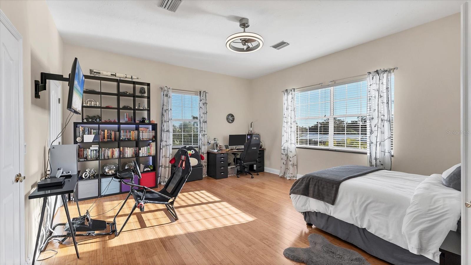 7300 COVE TER, SARASOTA, FL — photo 37