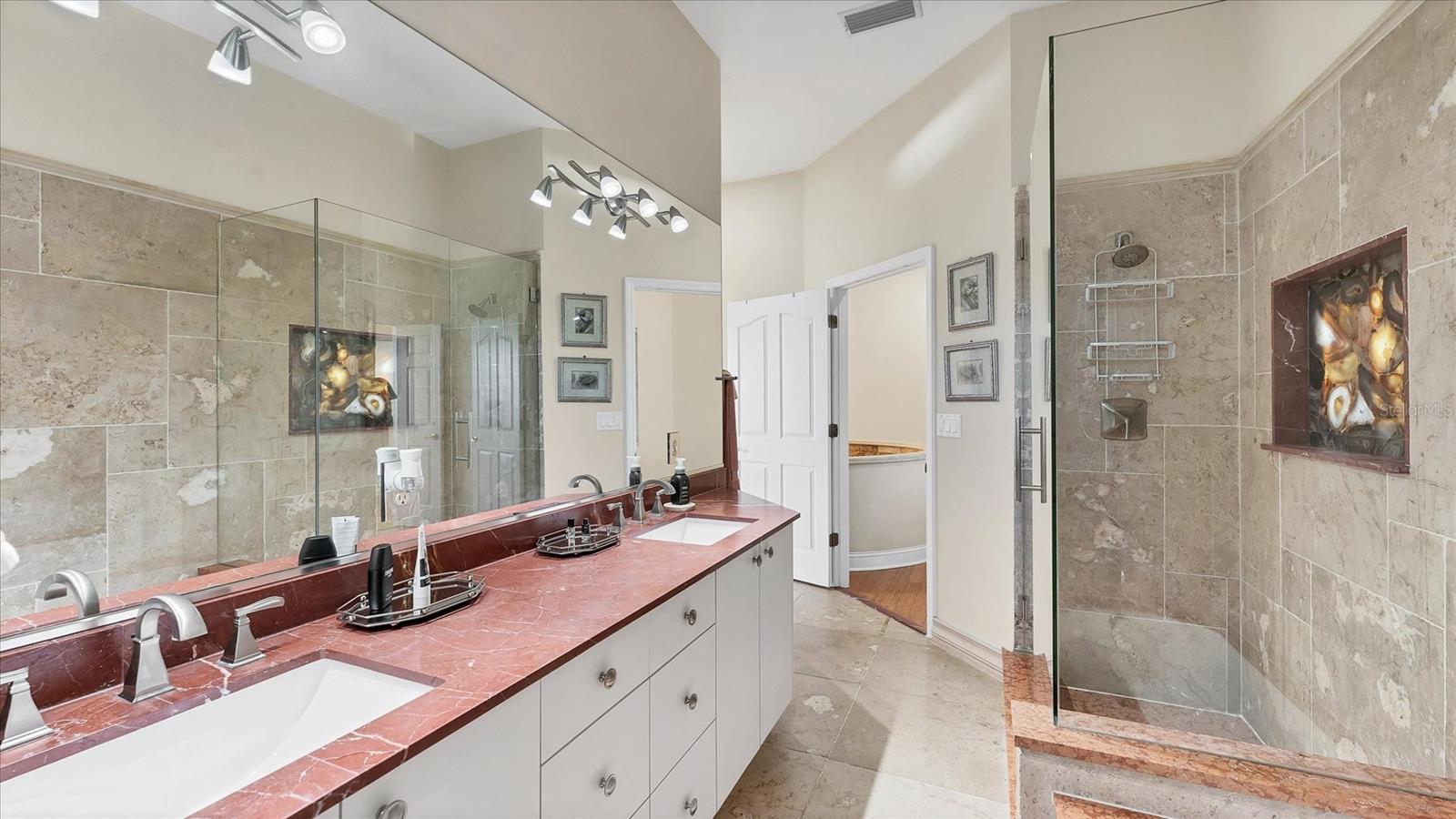 7300 COVE TER, SARASOTA, FL — photo 39