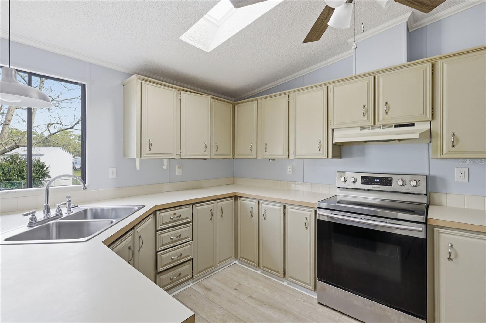 5737 W MURPHY CT, HOMOSASSA, FL — photo 11