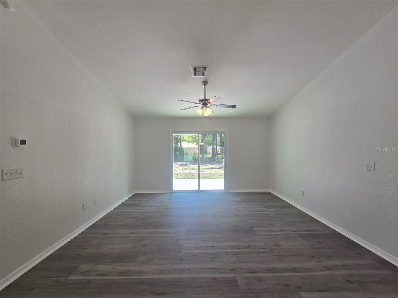 131 FISHER RD, OCKLAWAHA, FL — photo 17