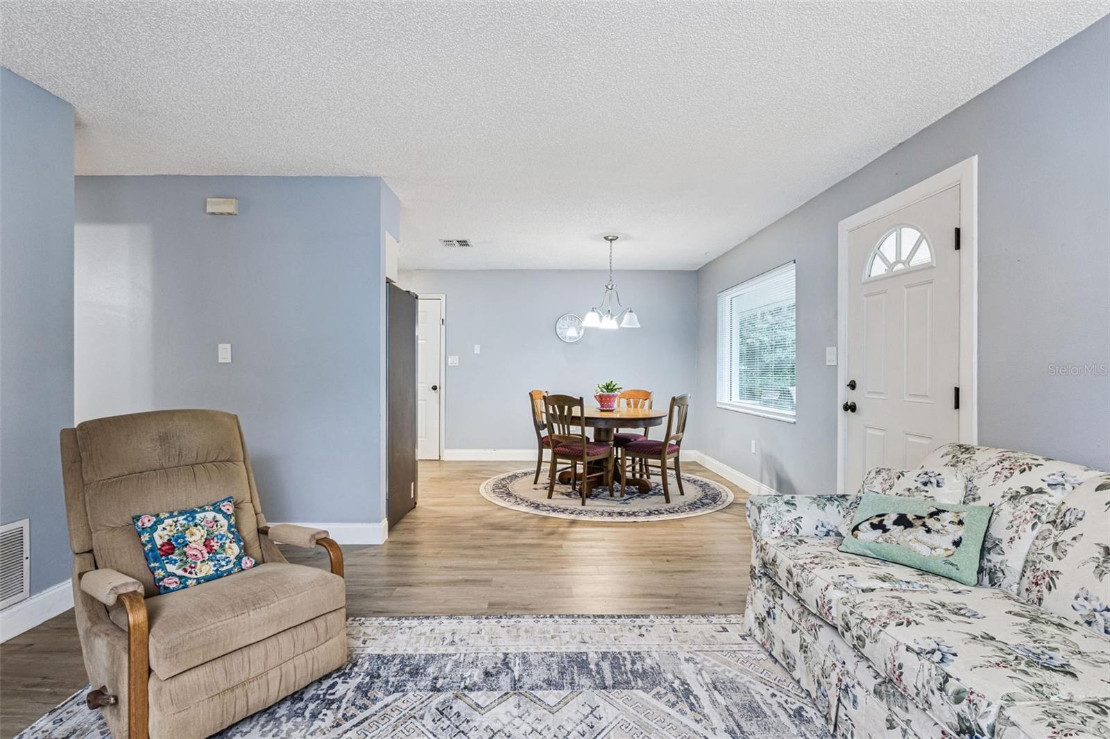 690 E JACKSON AVE, MOUNT DORA, FL — photo 13