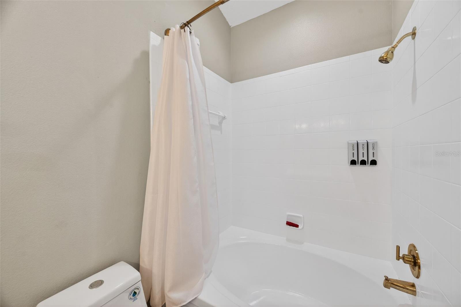11622 DECLARATION DR, TAMPA, FL — photo 25