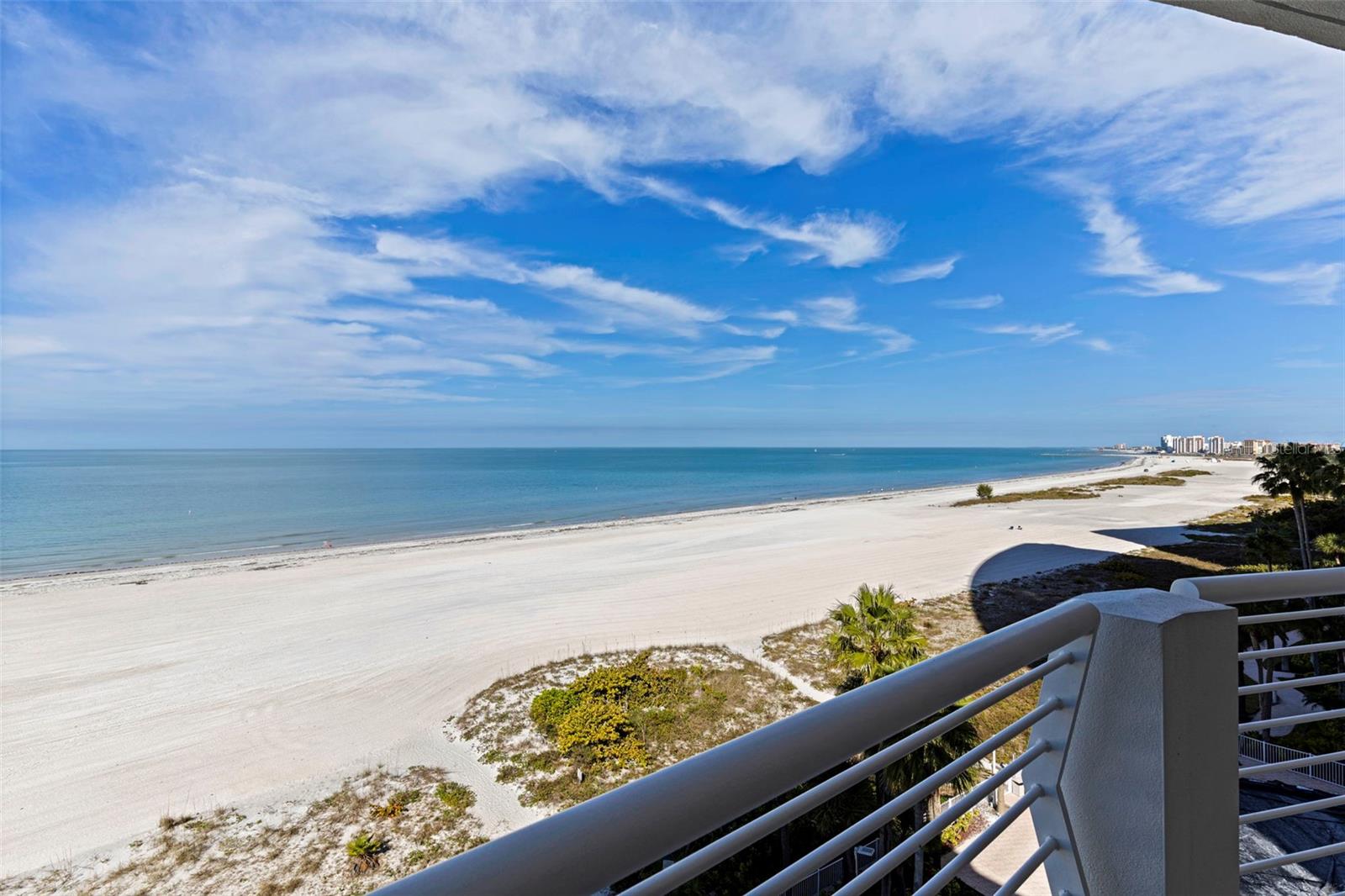 1350 GULF BLVD #704, CLEARWATER BEACH, FL