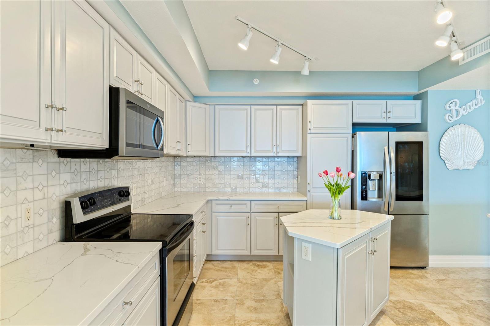 1350 GULF BLVD #704, CLEARWATER BEACH, FL — photo 8