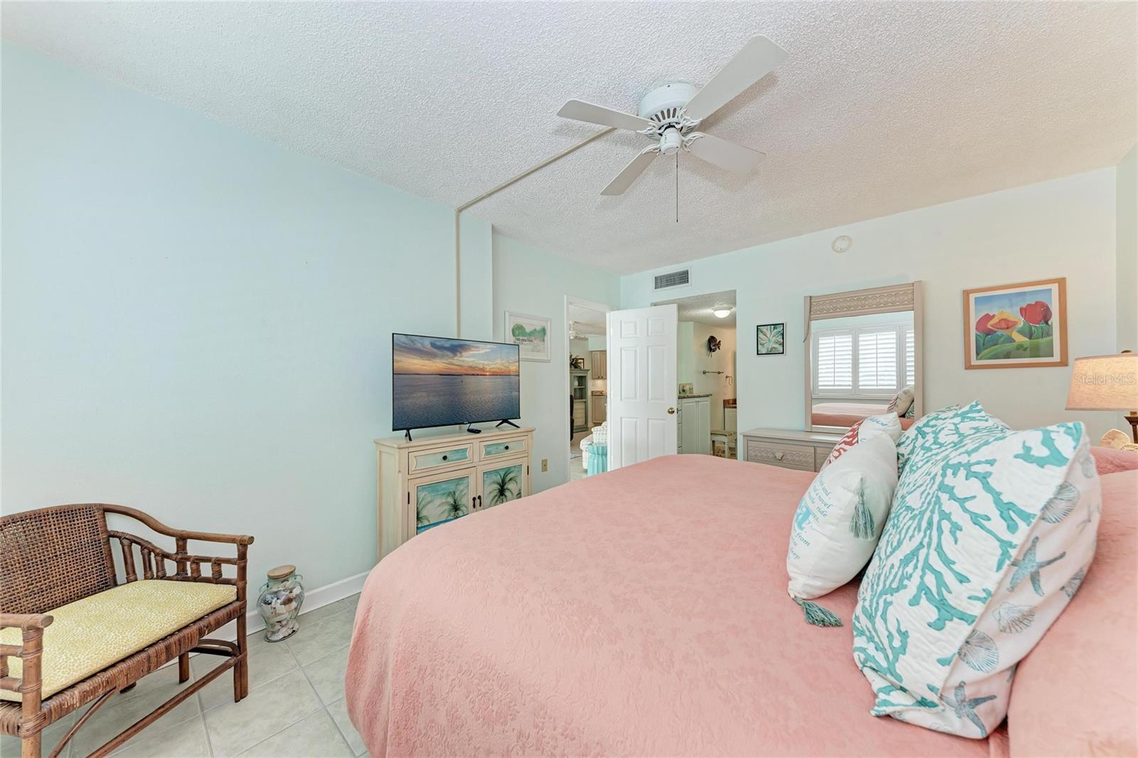 5200 GULF DR #107, HOLMES BEACH, FL — photo 37