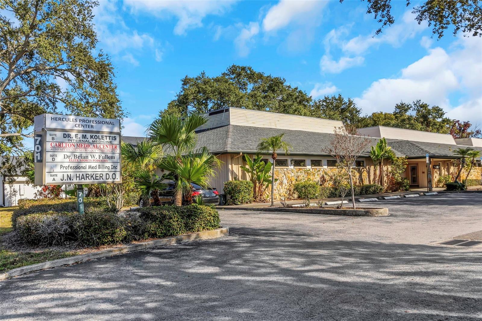 701 N HERCULES AVE, CLEARWATER, FL — photo 2