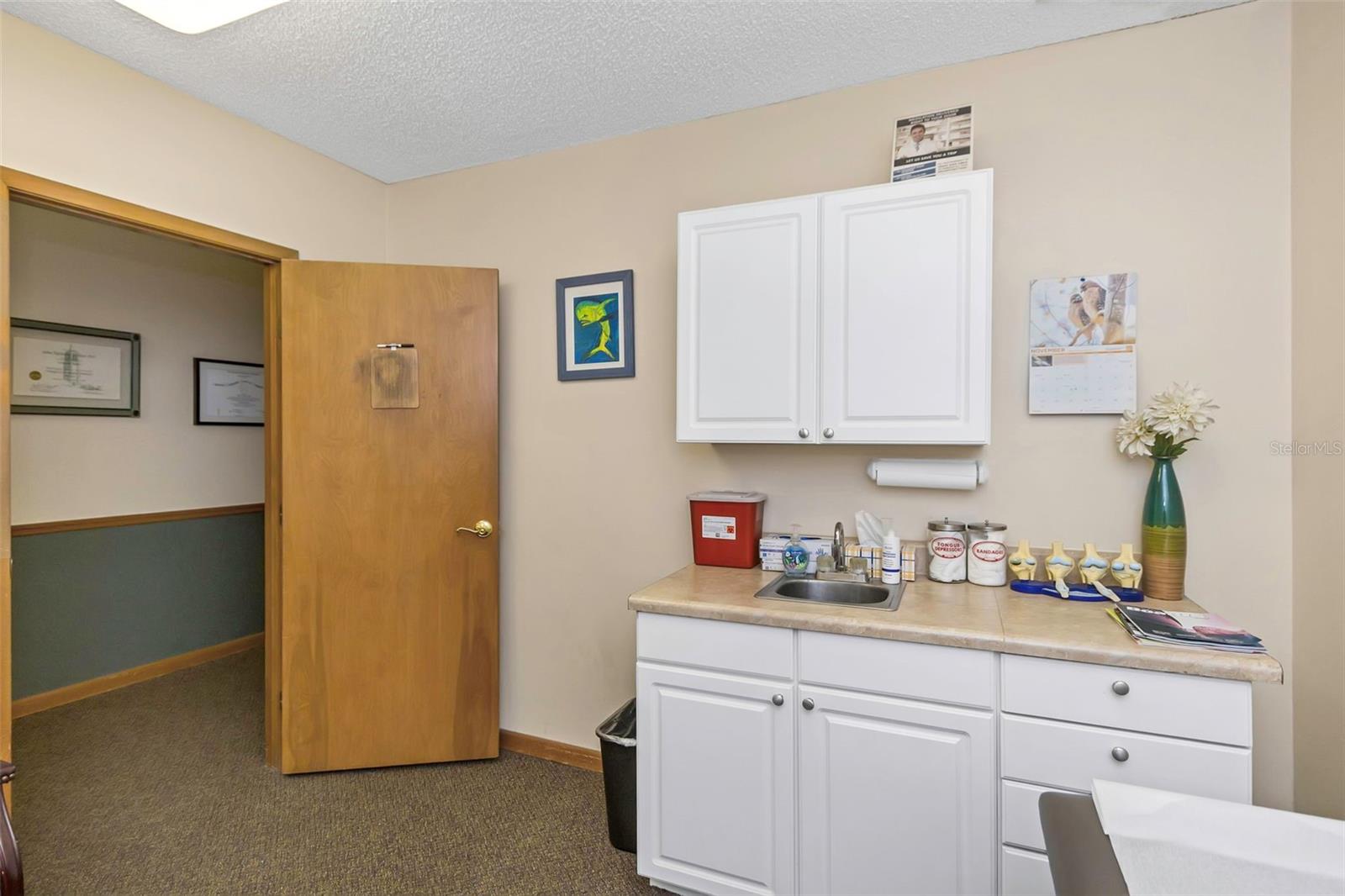 701 N HERCULES AVE, CLEARWATER, FL — photo 19