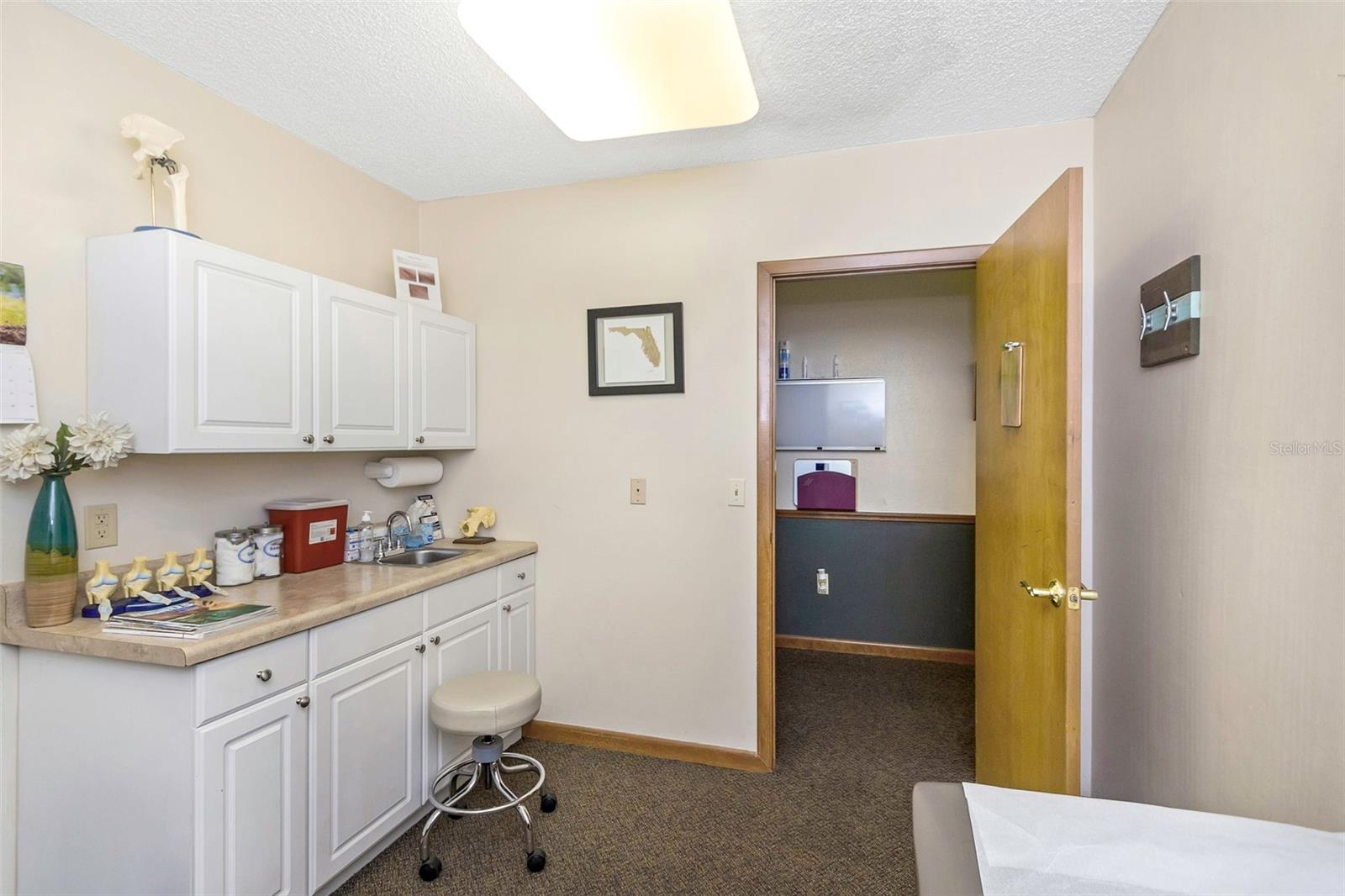 701 N HERCULES AVE, CLEARWATER, FL — photo 23