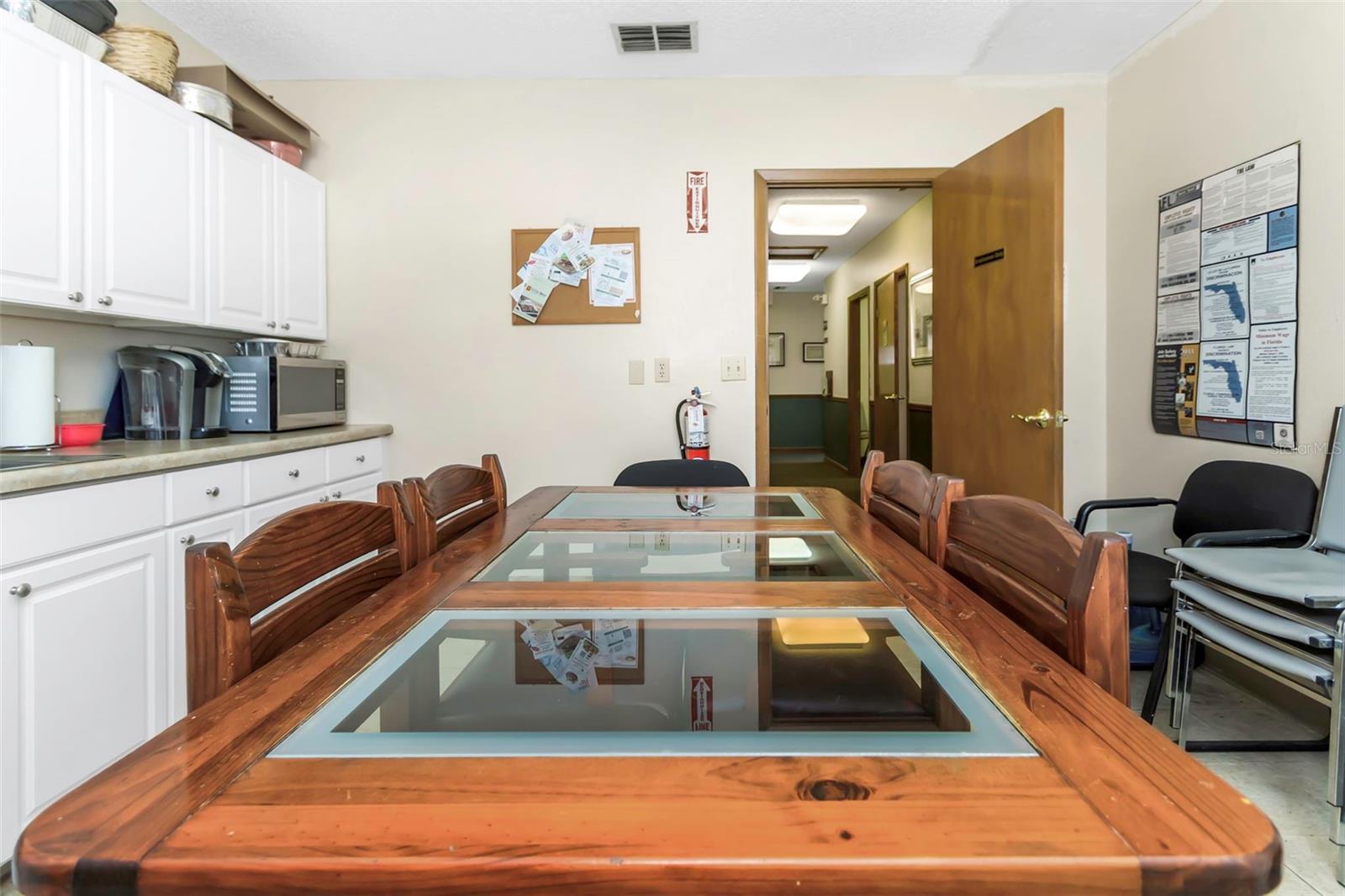 701 N HERCULES AVE, CLEARWATER, FL — photo 41