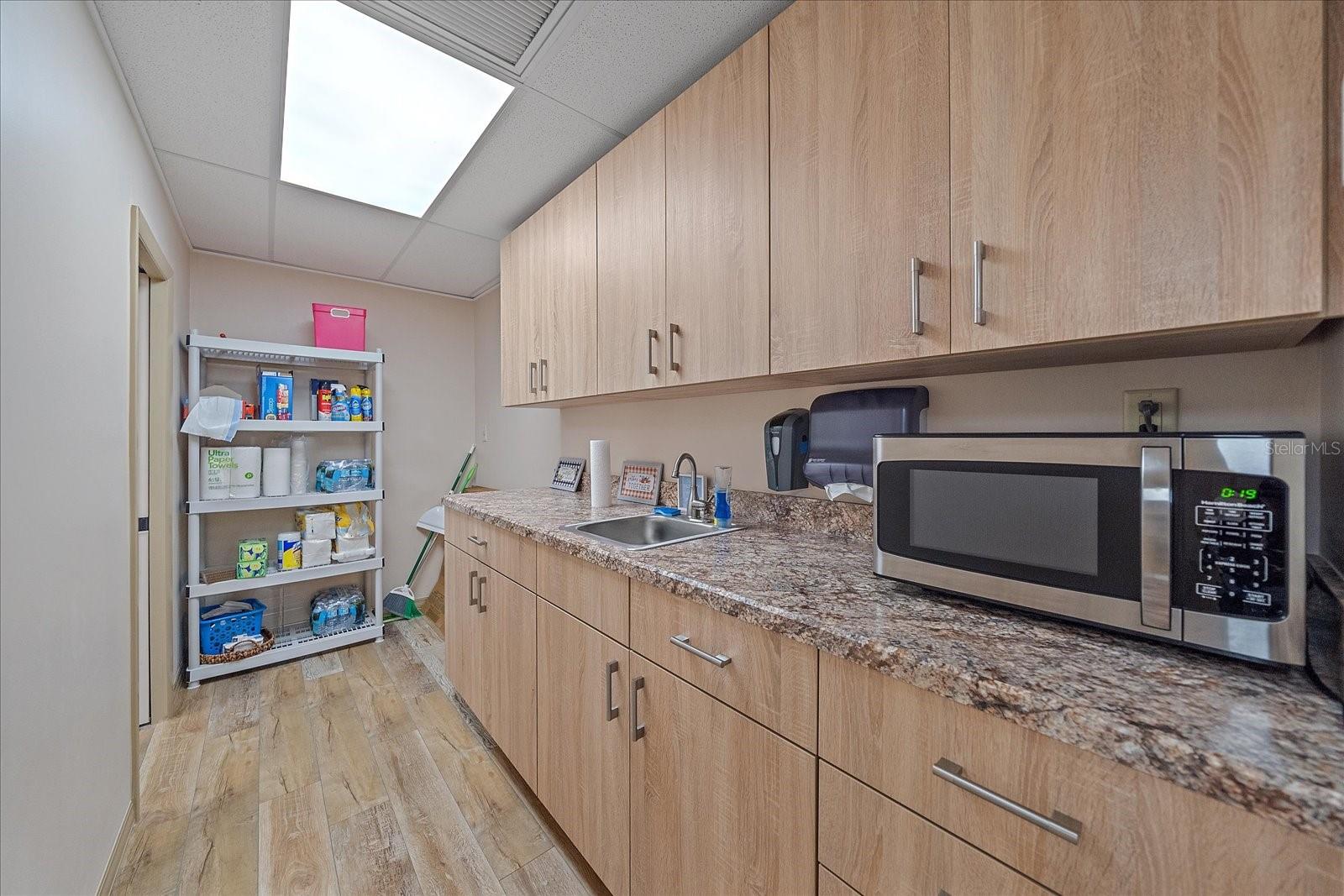 1872 S TAMIAMI TRL #A, VENICE, FL — photo 15
