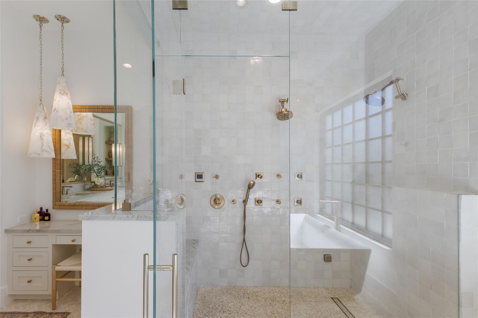 628 REGATTA WAY, BRADENTON, FL — photo 40