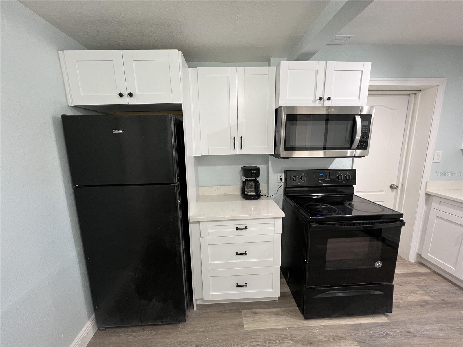 1630 HARBOR DR, CLEARWATER, FL — photo 5