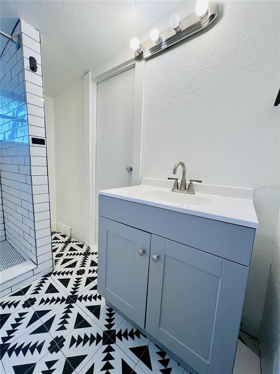 1630 HARBOR DR, CLEARWATER, FL — photo 14