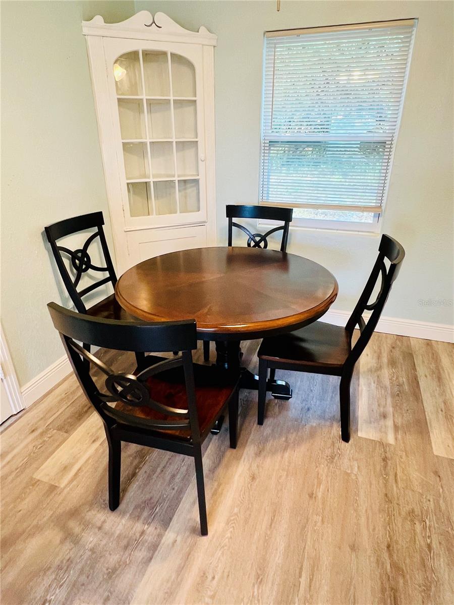1630 HARBOR DR, CLEARWATER, FL — photo 10