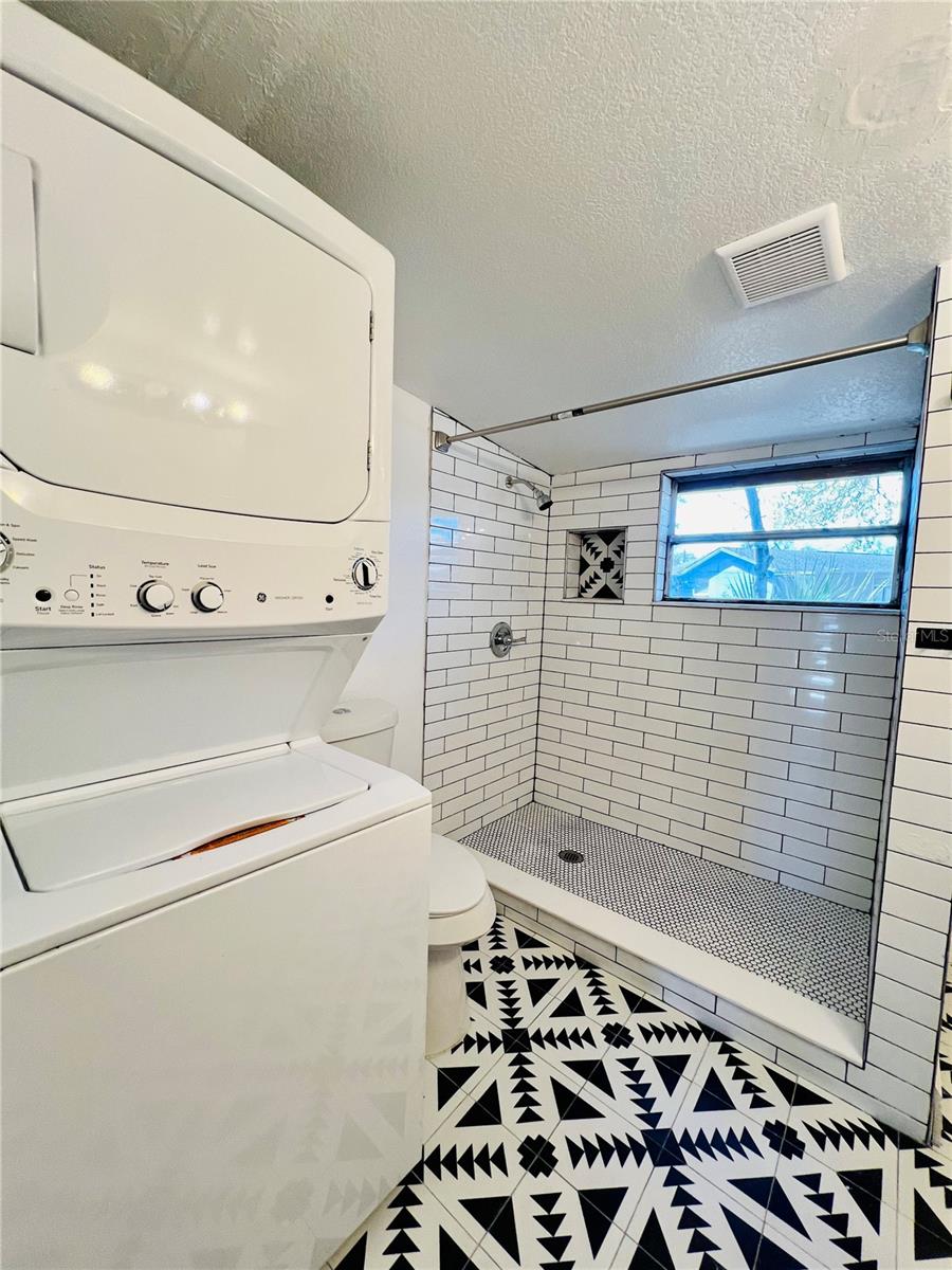 1630 HARBOR DR, CLEARWATER, FL — photo 13