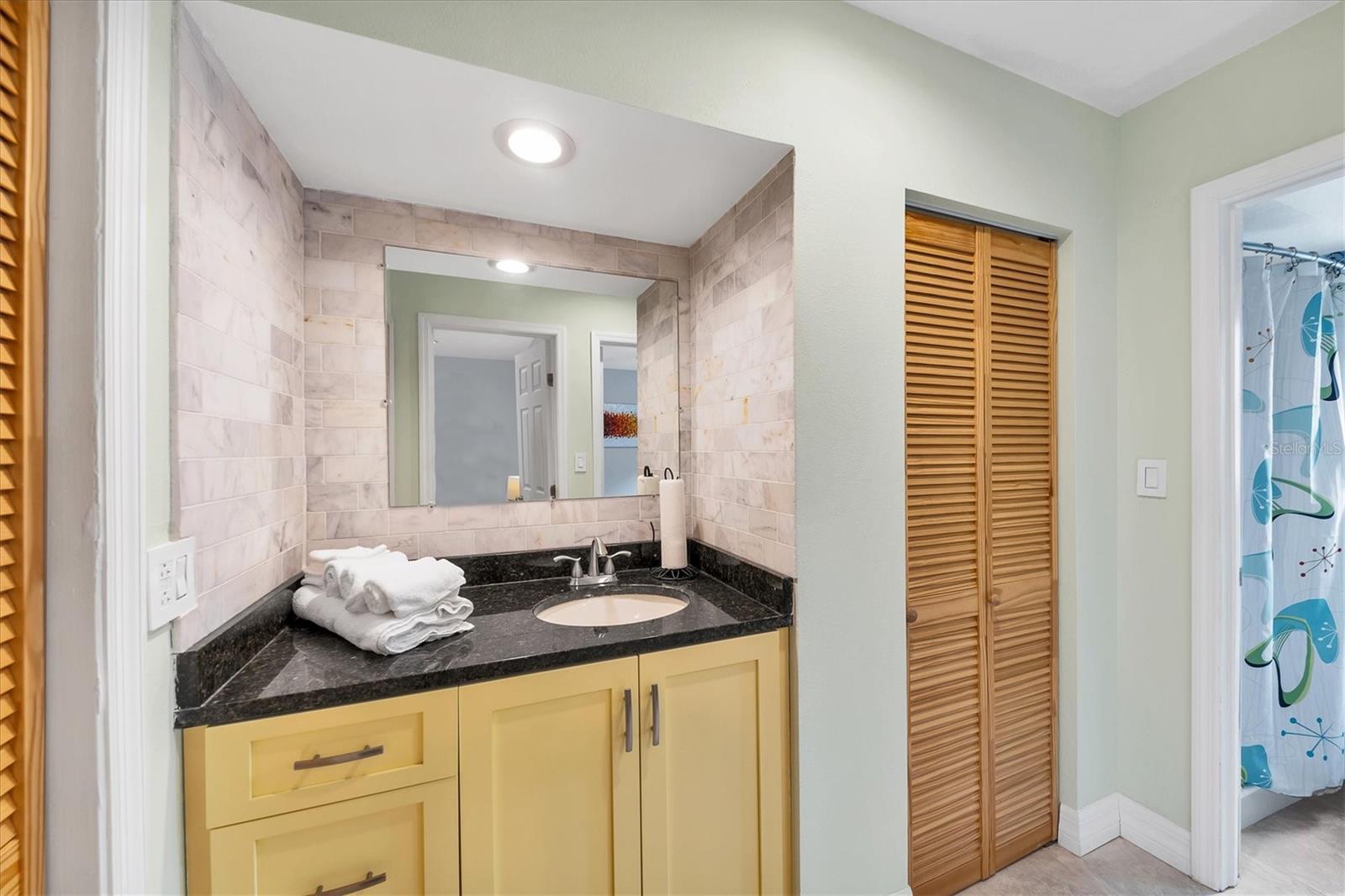 1236 13TH ST, SARASOTA, FL — photo 19