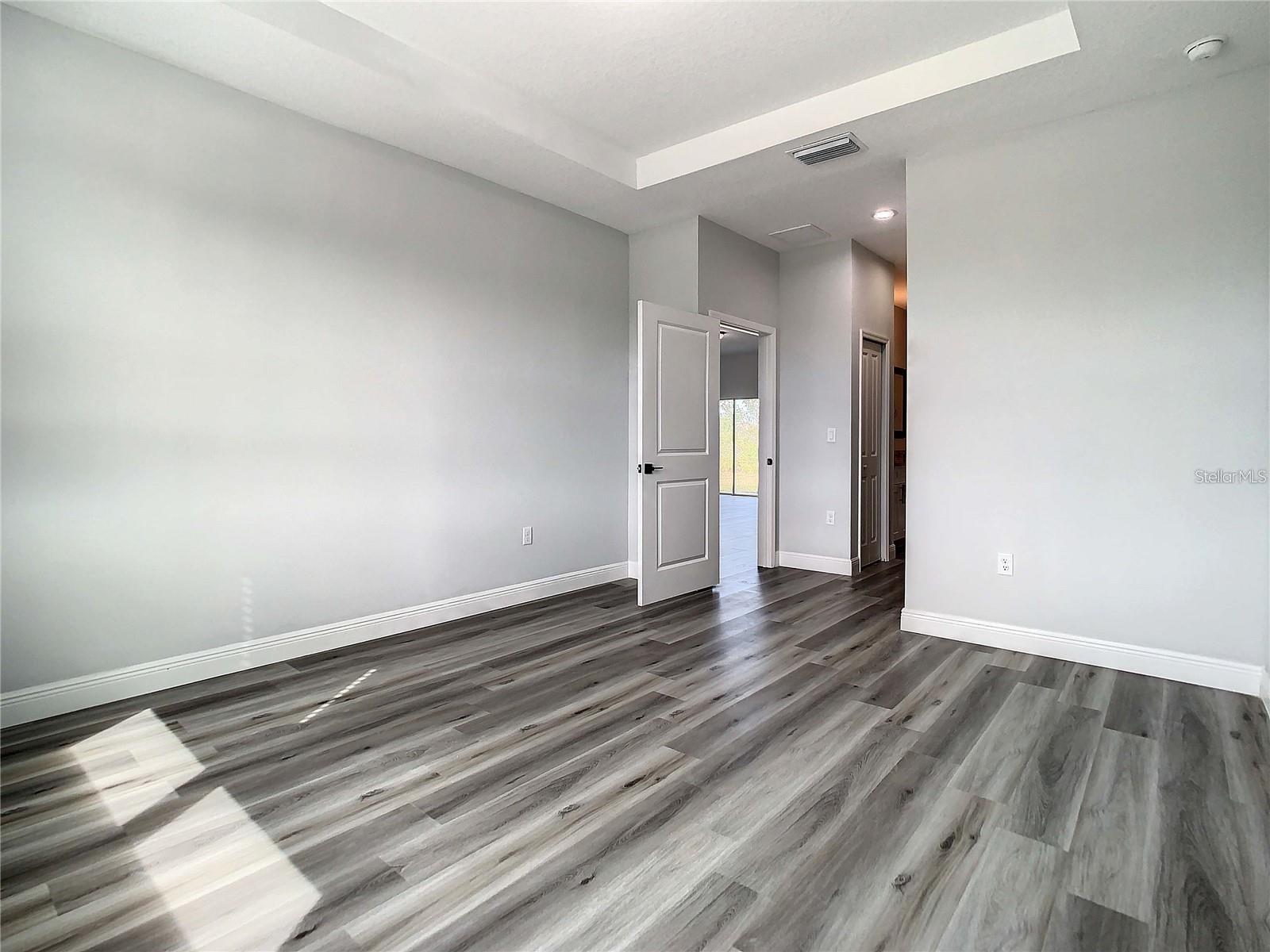15504 GREENWOOD AVE, PORT CHARLOTTE, FL — photo 9