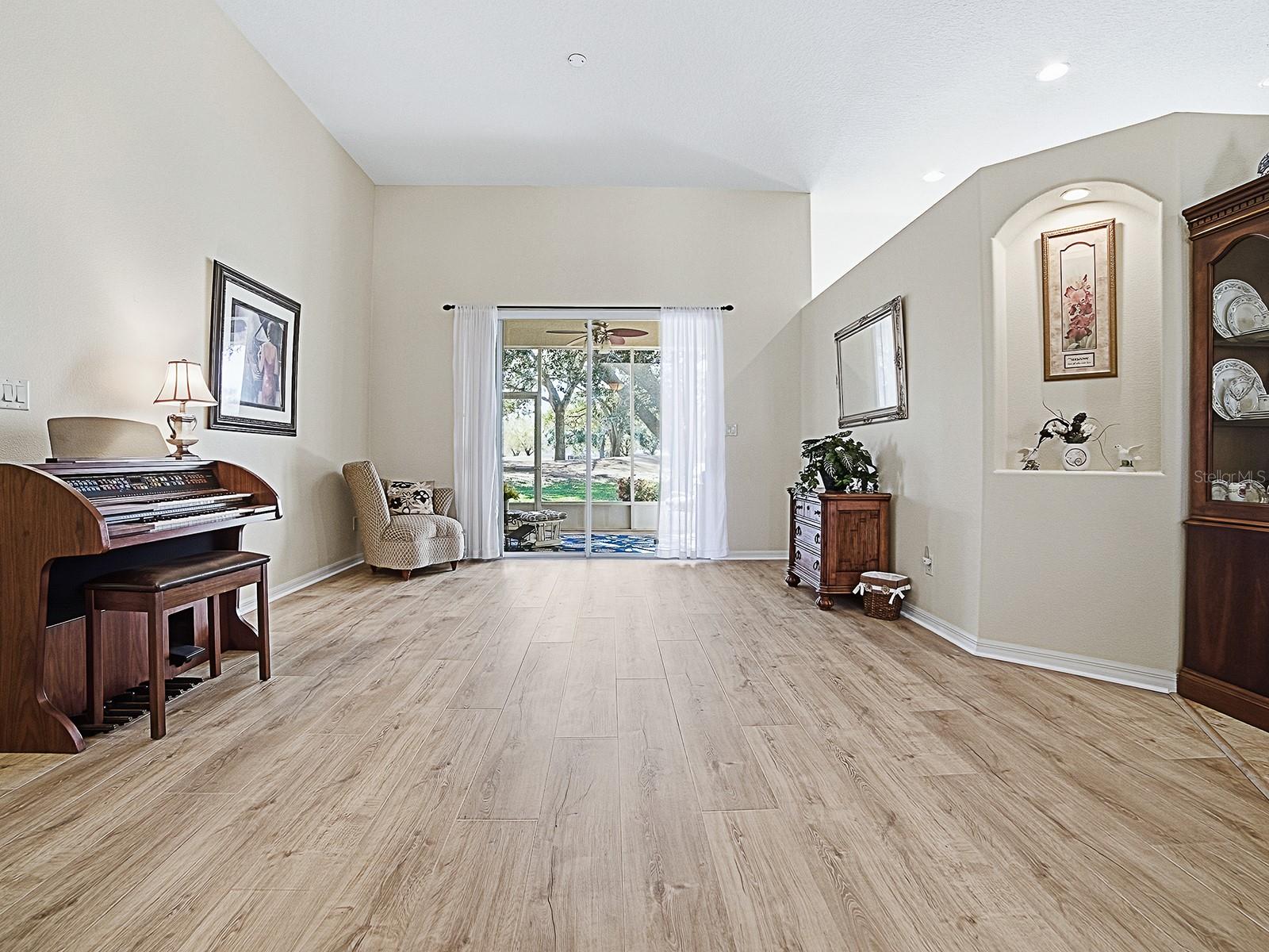 24239 BELLE MEDE DR, LEESBURG, FL — photo 16