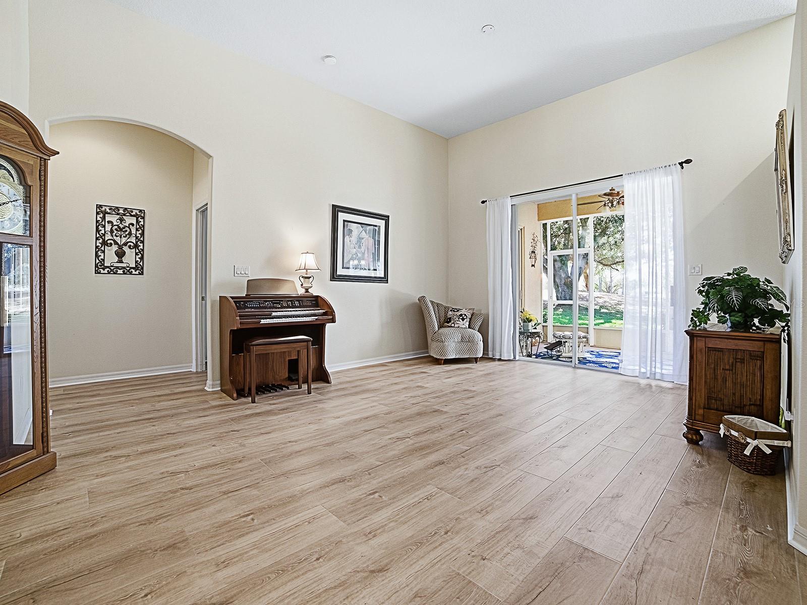 24239 BELLE MEDE DR, LEESBURG, FL — photo 19
